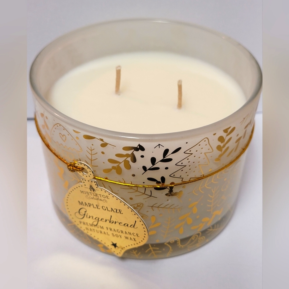 Le Chandelle Cinnamon Sugar Scented Two Wick Natural Soy Candle